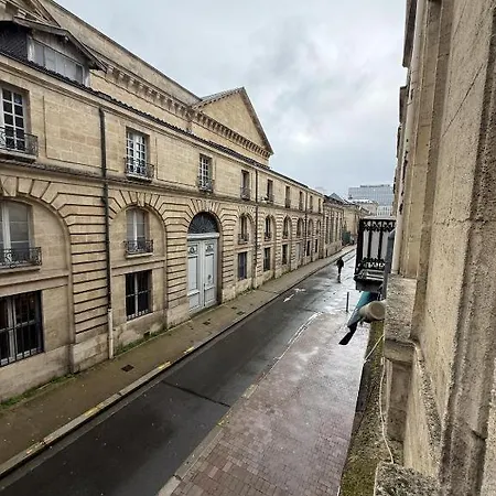 Charming In The Heart Of Lägenhet Bordeaux